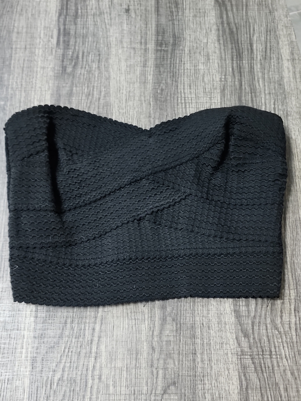 Cherry KoKo Size Small Black Strapless Textured Bandeau Top
